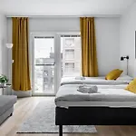 Hiisi Homes Herttuankulma 公寓